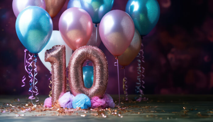 Ballonnen met op de voorgrond een grote 10