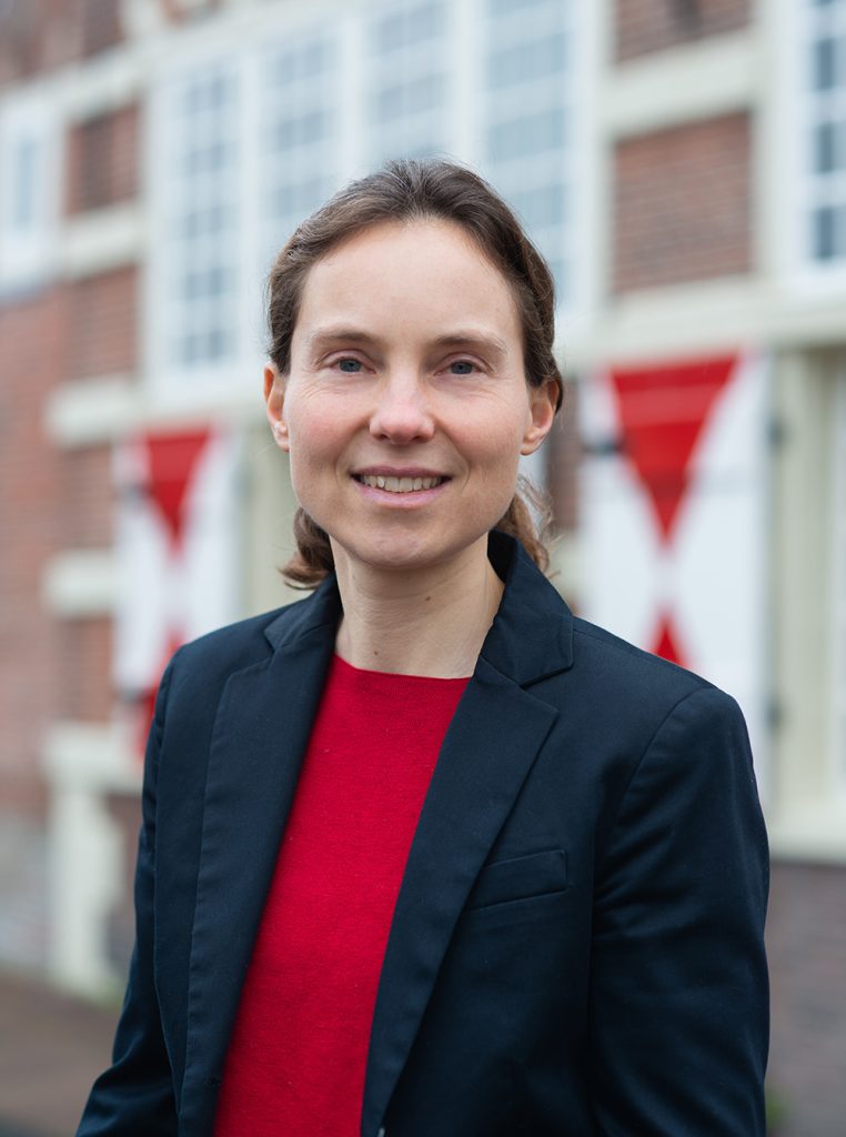 Melanie Ehren