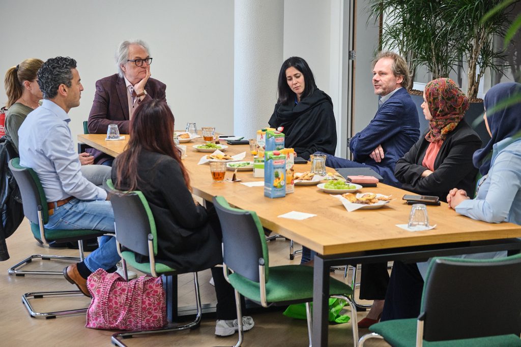 Jongereninspecteurs op werkbezoek bij de IBDT